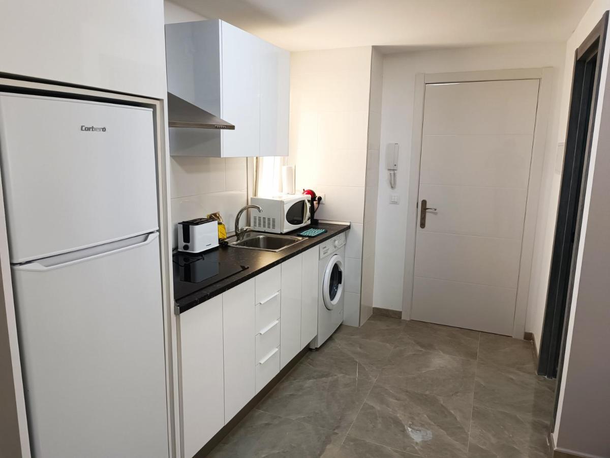 Baj - Apartamentos En Playa Bajondillo, Torremolinos Exteriör bild