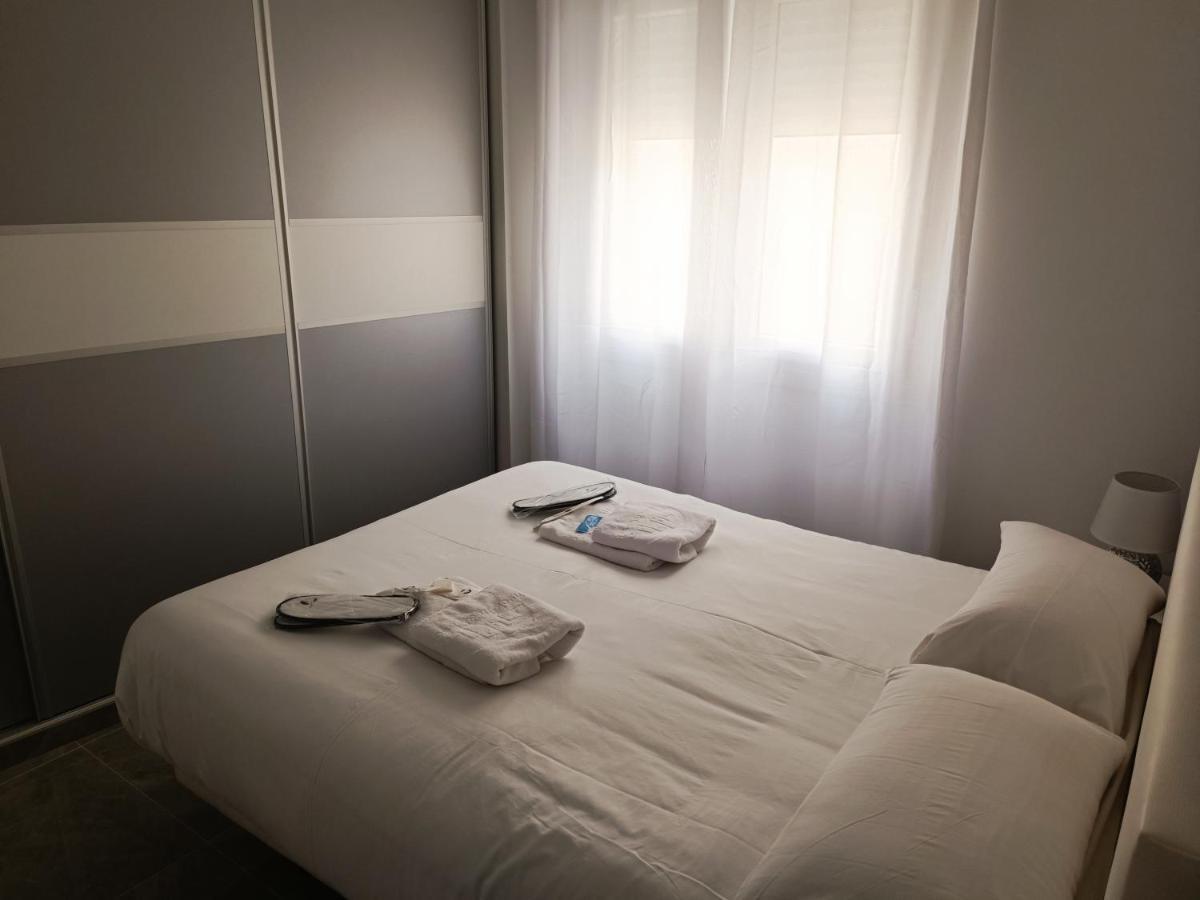Baj - Apartamentos En Playa Bajondillo, Torremolinos Exteriör bild