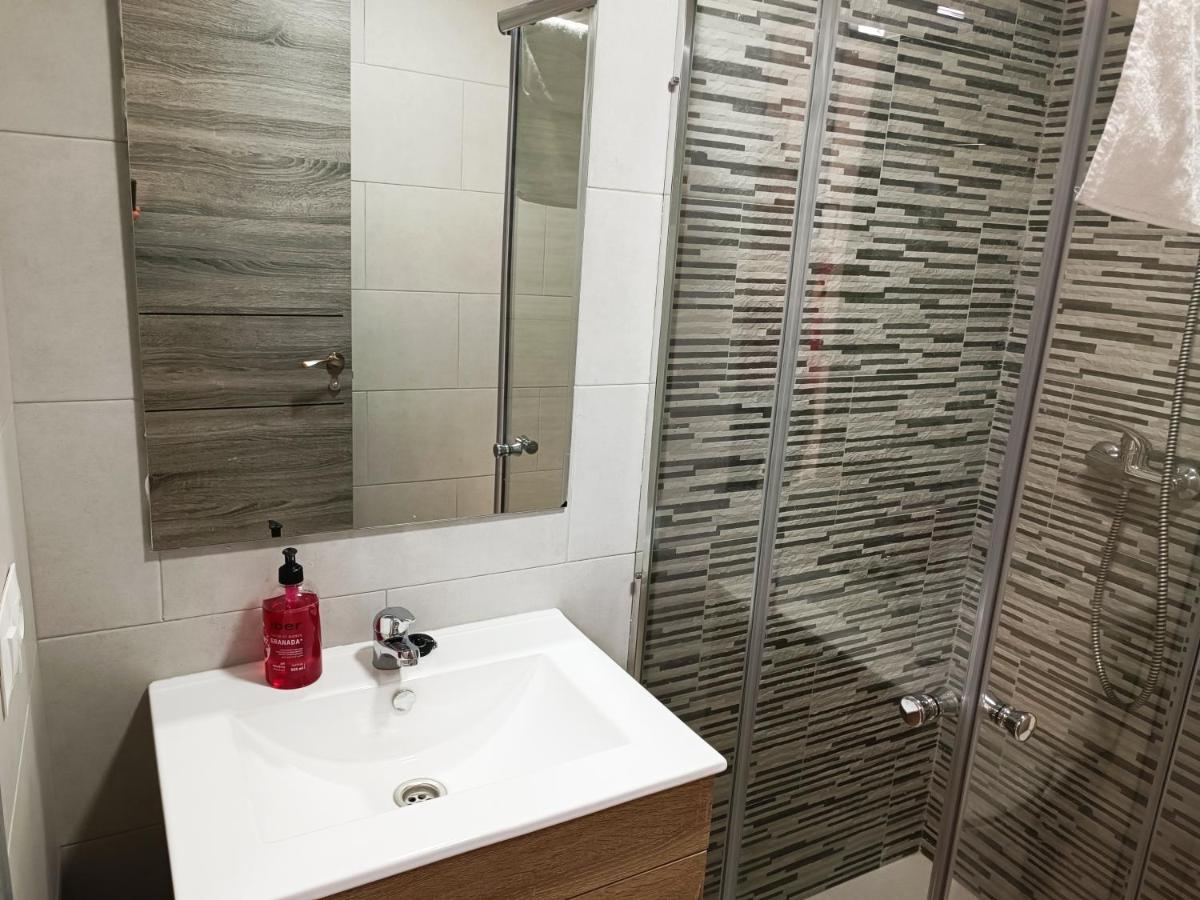 Baj - Apartamentos En Playa Bajondillo, Torremolinos Exteriör bild