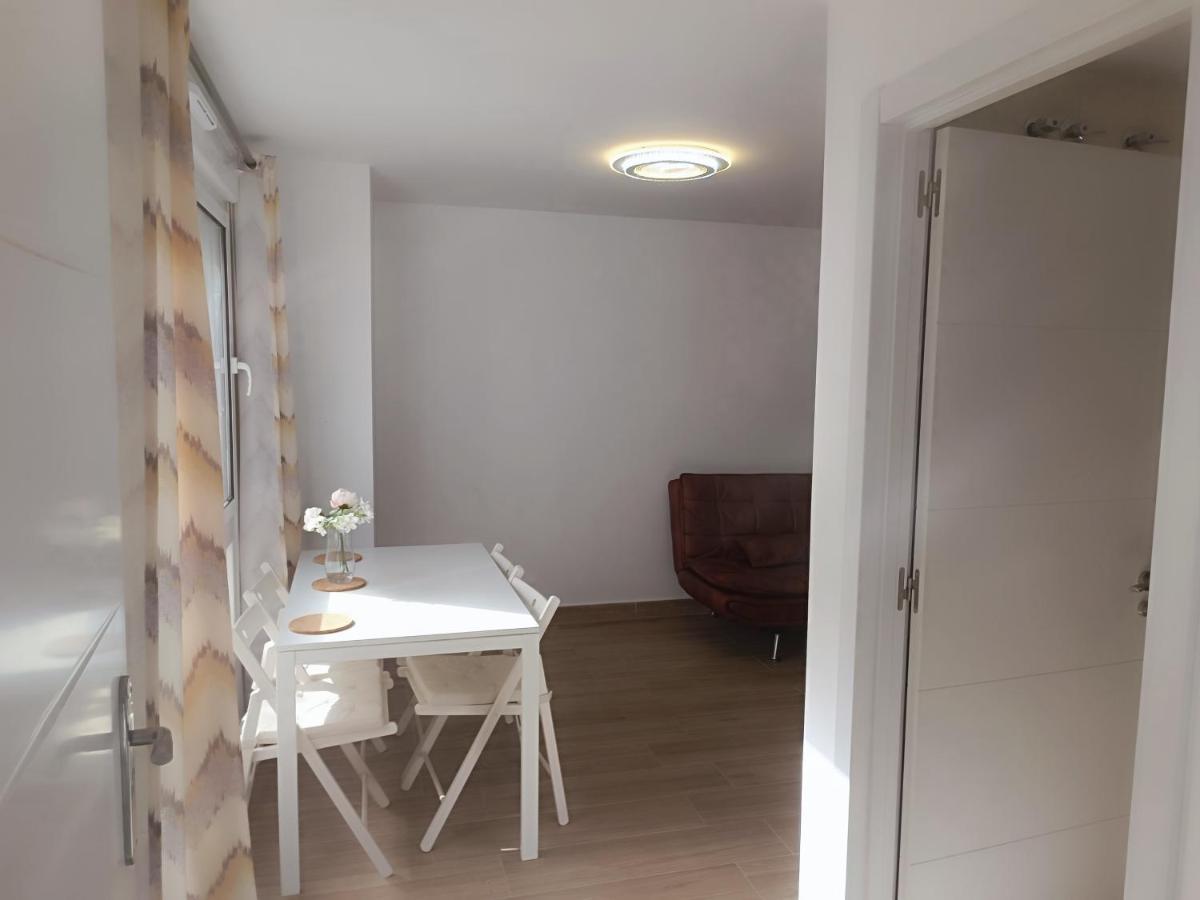 Baj - Apartamentos En Playa Bajondillo, Torremolinos Exteriör bild
